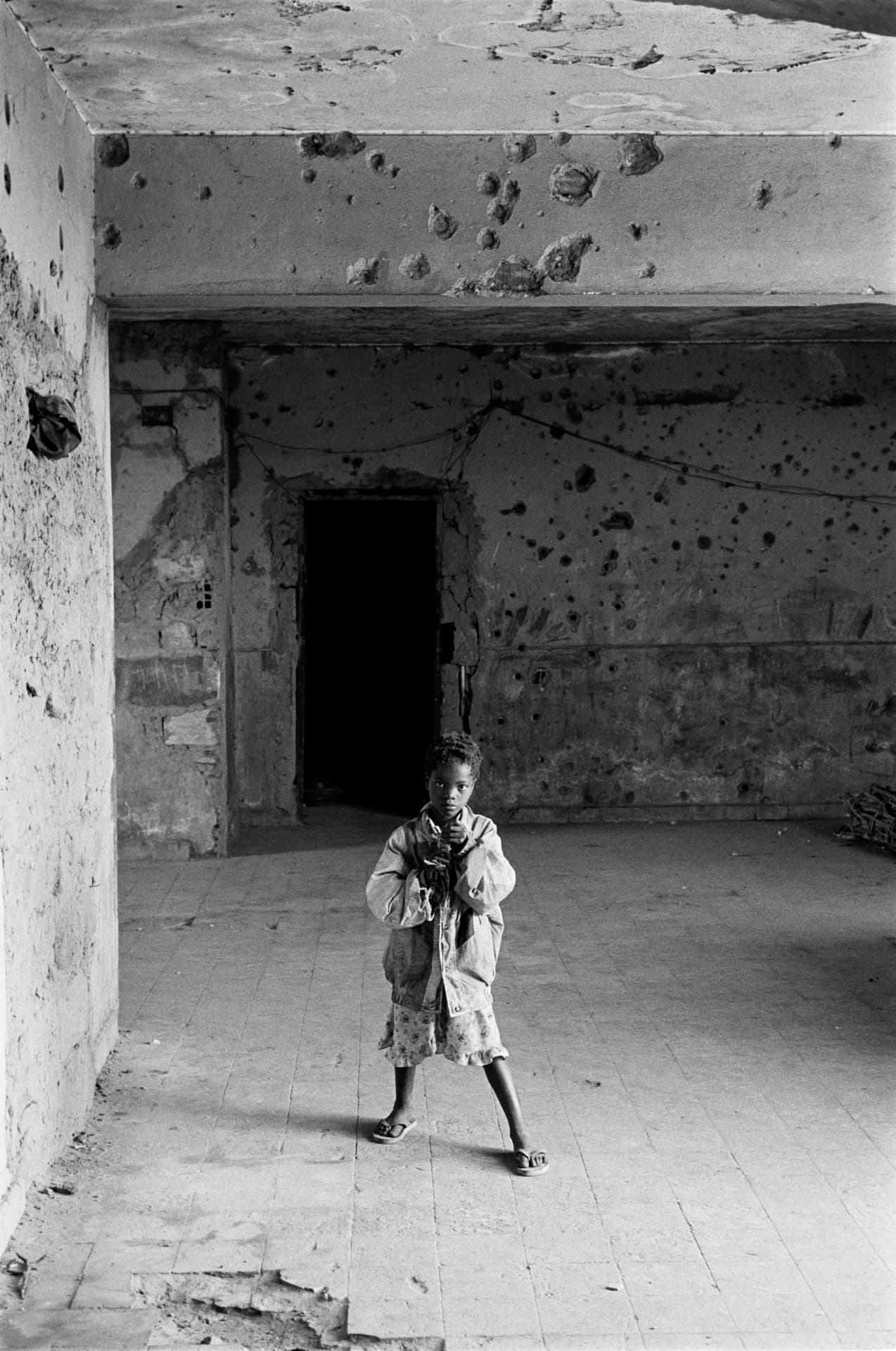 Fragments d'Angola — photographie argentique noir et blanc, Angola (2000–2004), photo 39/59