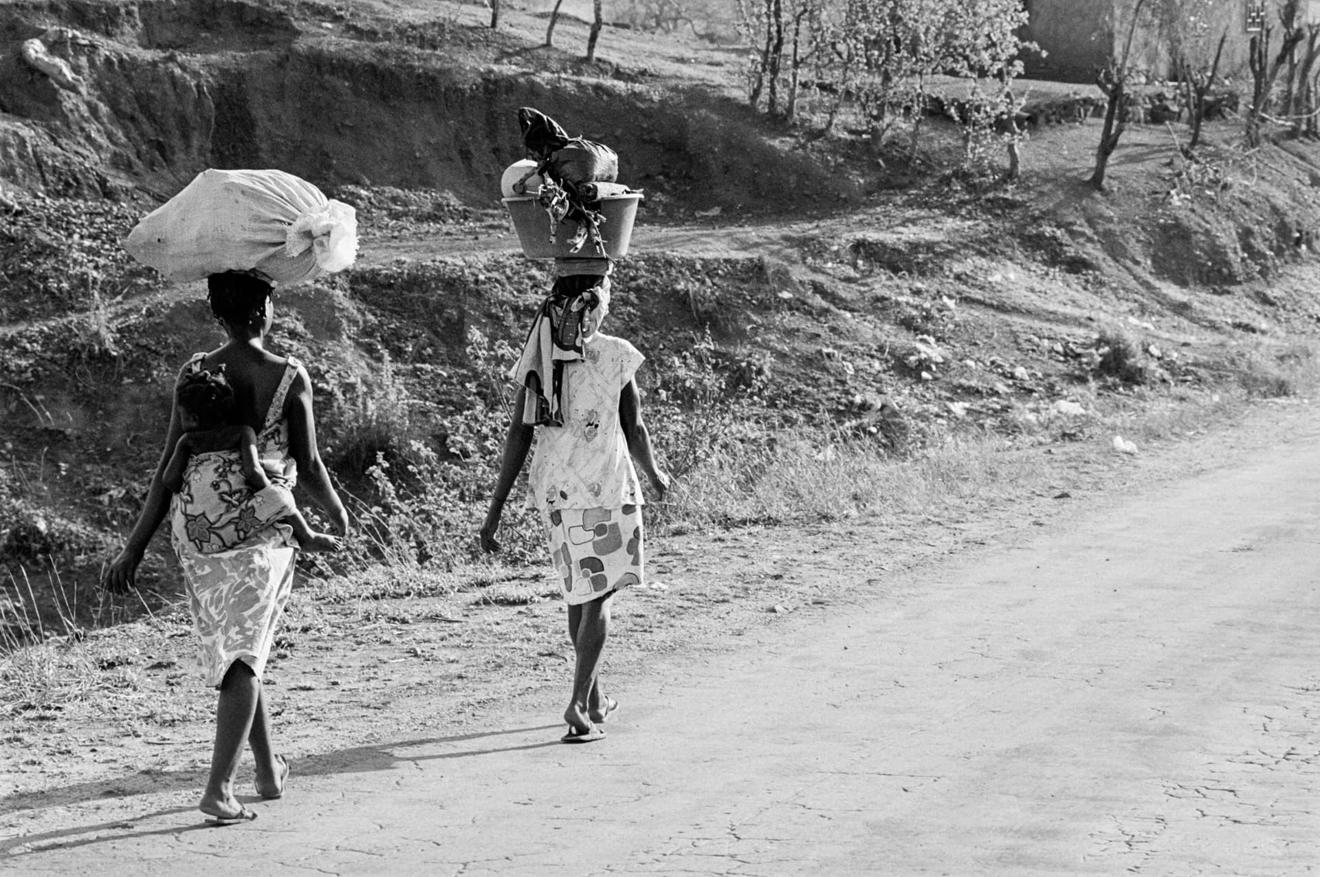 Fragments d'Angola — photographie argentique noir et blanc, Angola (2000–2004), photo 56/59
