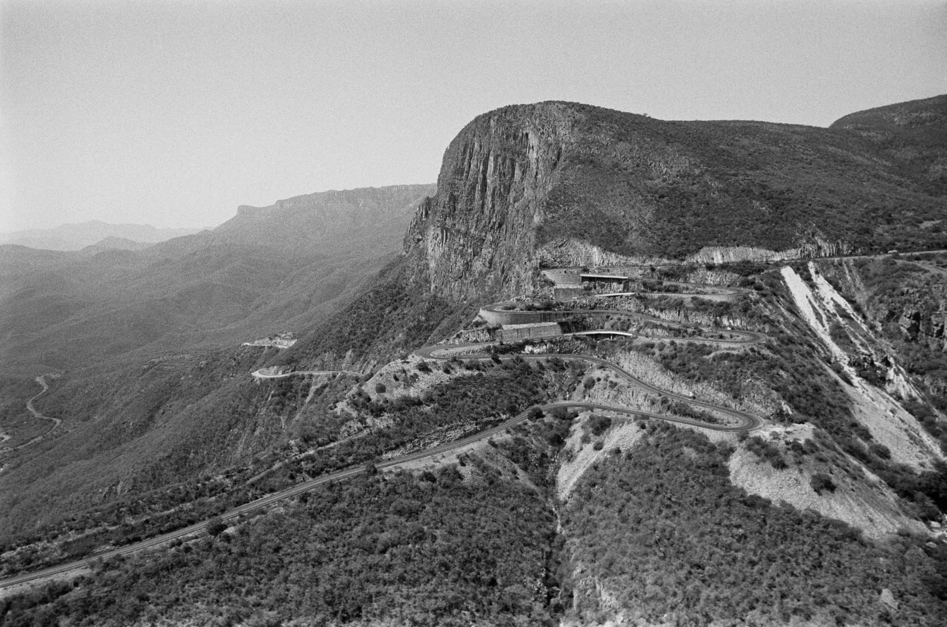 Fragments d'Angola — photographie argentique noir et blanc, Angola (2000–2004), photo 57/59